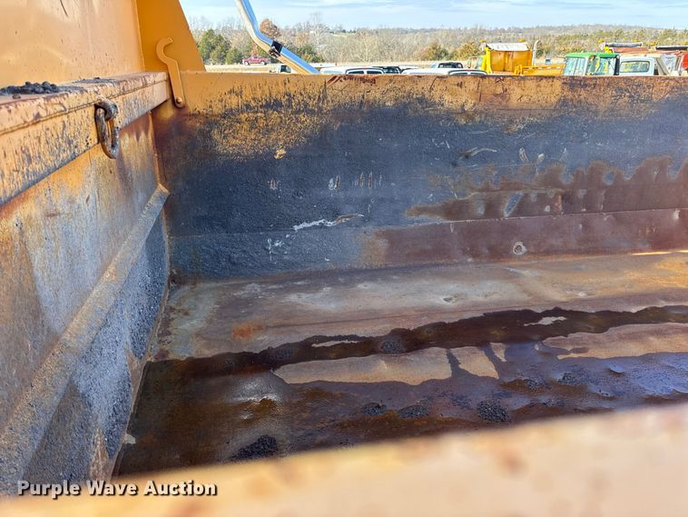 image for item DW6716 2009 International WorkStar 7500 dump truck