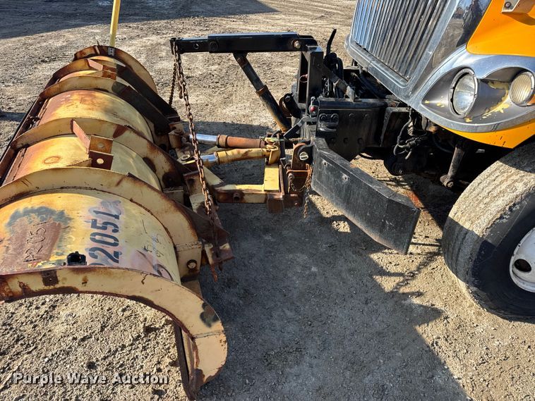 image for item DW6716 2009 International WorkStar 7500 dump truck