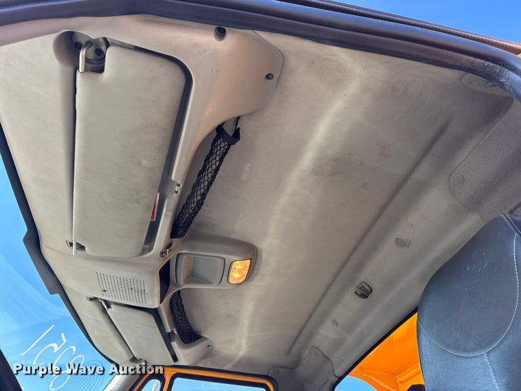 image for item DW6716 2009 International WorkStar 7500 dump truck