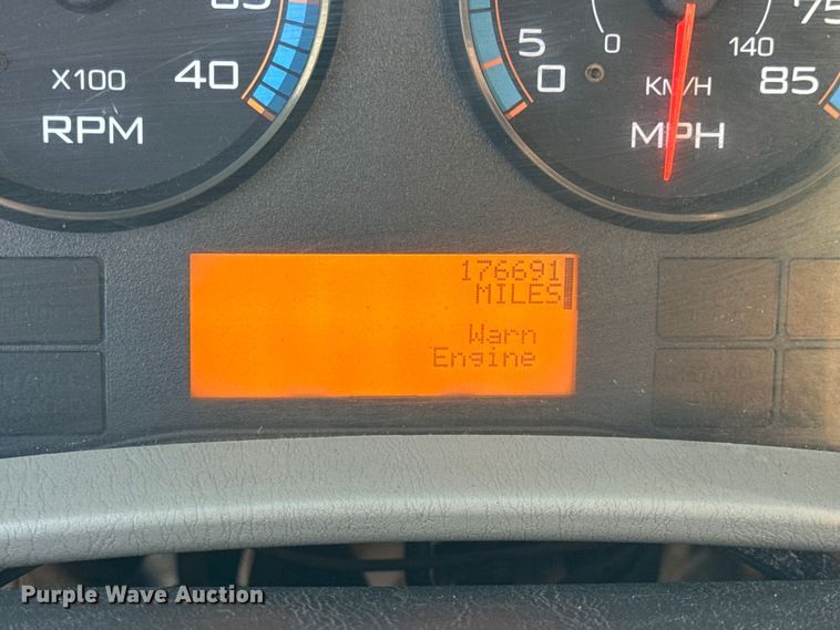 image for item DW6716 2009 International WorkStar 7500 dump truck