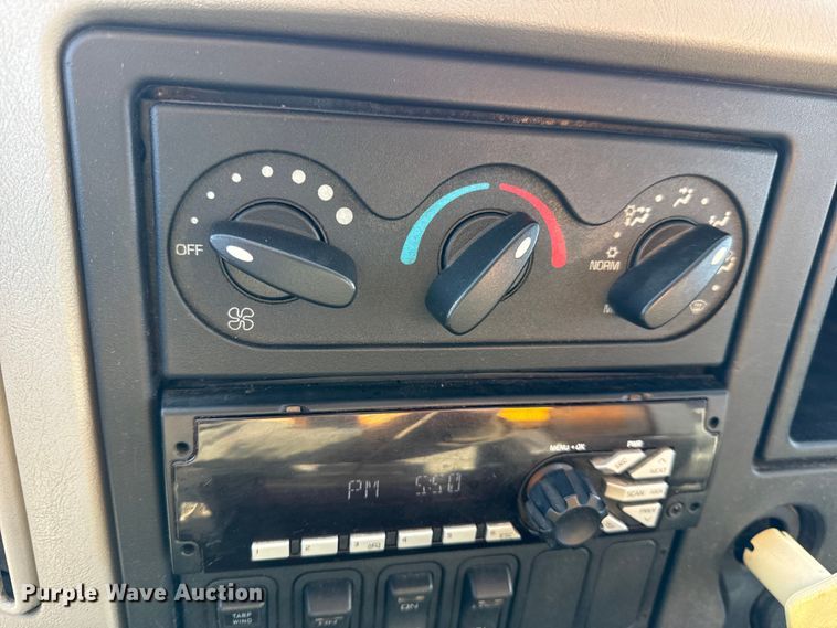 image for item DW6716 2009 International WorkStar 7500 dump truck