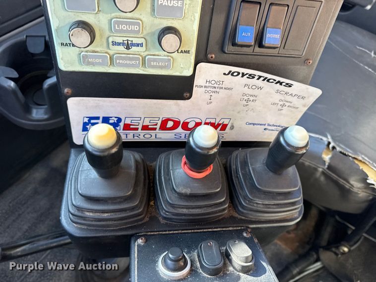 image for item DW6716 2009 International WorkStar 7500 dump truck