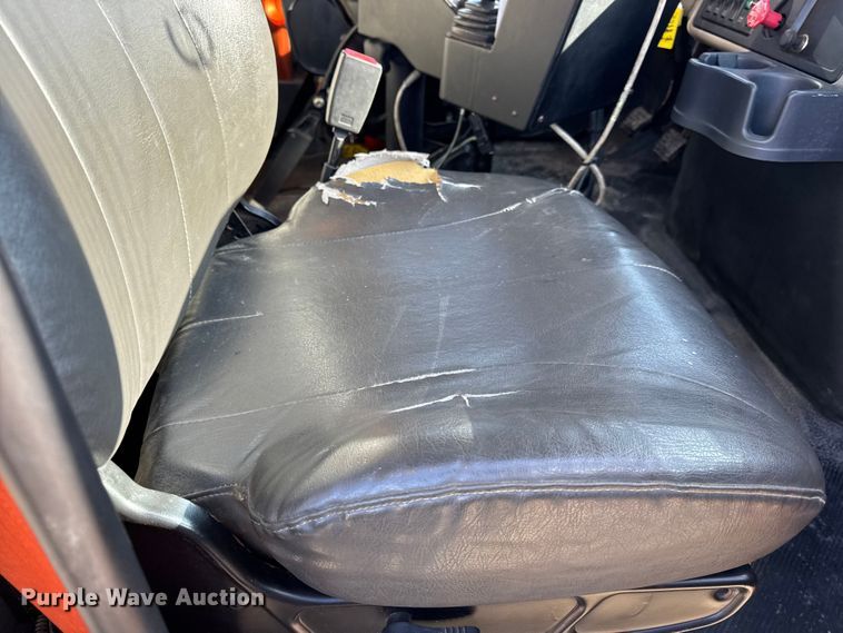 image for item DW6716 2009 International WorkStar 7500 dump truck