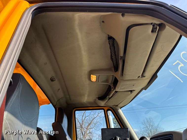 image for item DW6716 2009 International WorkStar 7500 dump truck