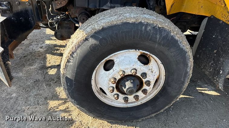 image for item DW6716 2009 International WorkStar 7500 dump truck