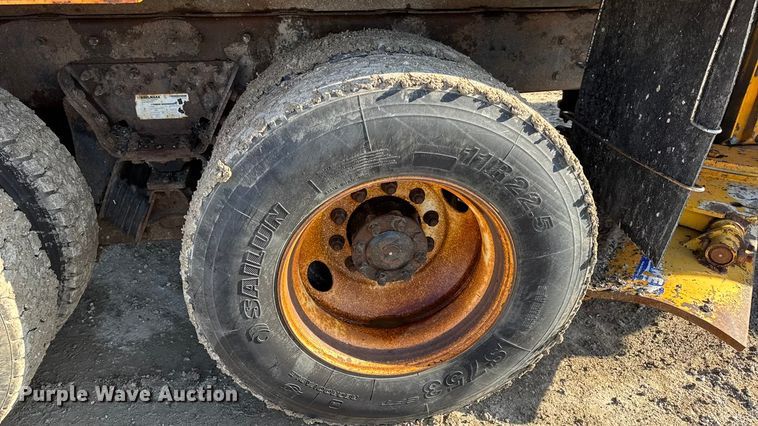 image for item DW6716 2009 International WorkStar 7500 dump truck