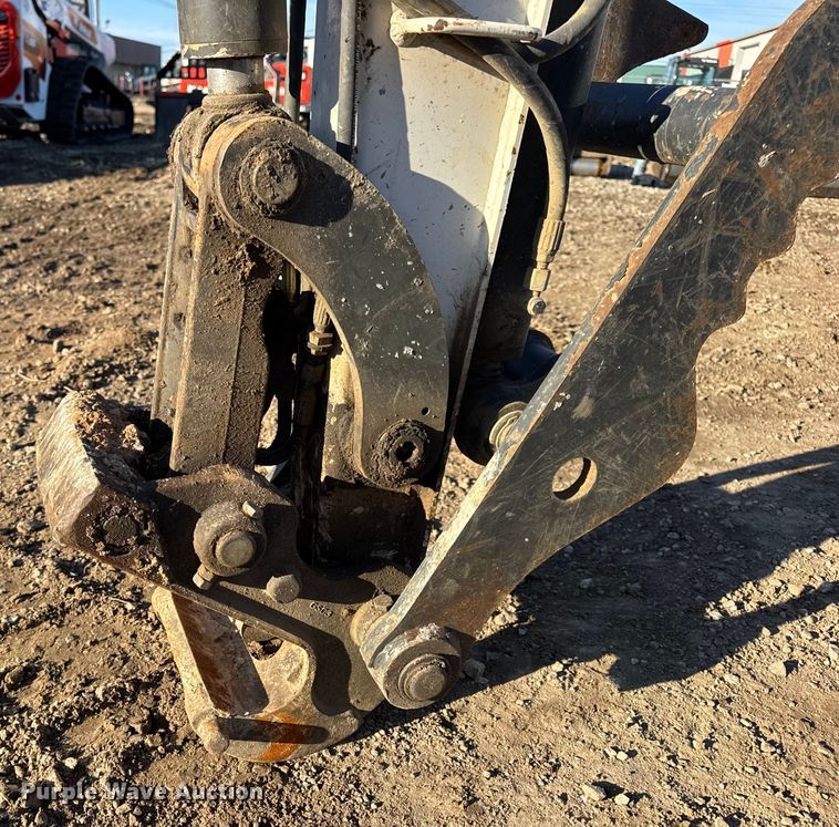 image for item DW6722 2016 Bobcat E35 mini excavator