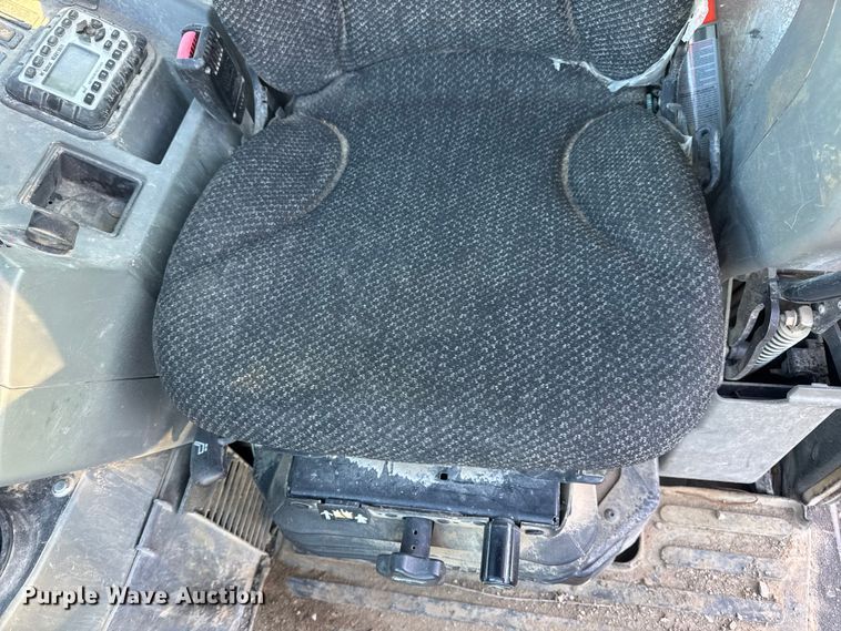 image for item DW6722 2016 Bobcat E35 mini excavator