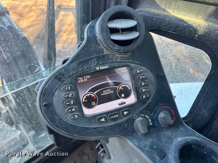 image for item DW6722 2016 Bobcat E35 mini excavator