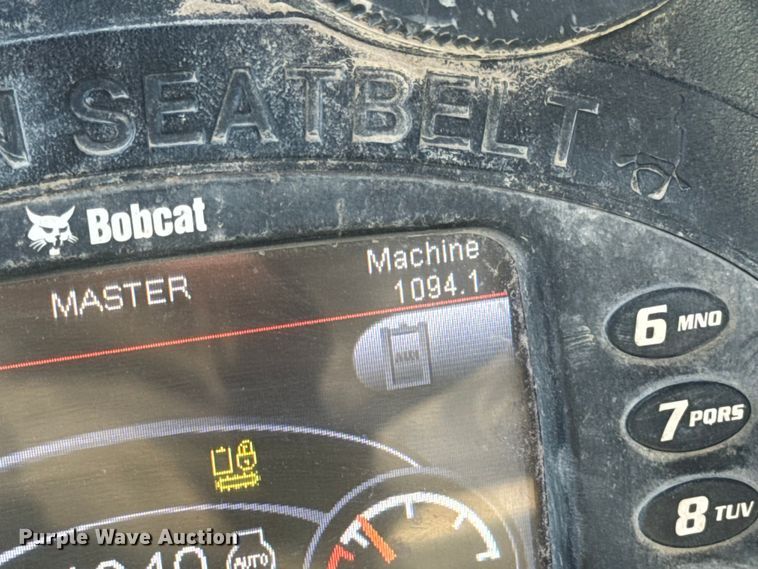 image for item DW6722 2016 Bobcat E35 mini excavator