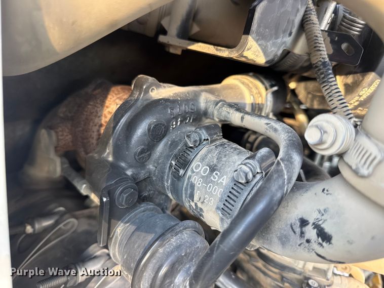 image for item DW6722 2016 Bobcat E35 mini excavator