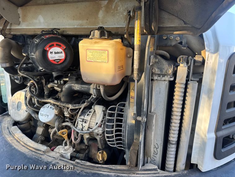 image for item DW6722 2016 Bobcat E35 mini excavator