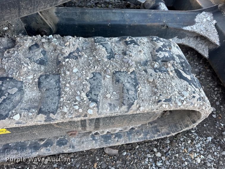 image for item DW6722 2016 Bobcat E35 mini excavator