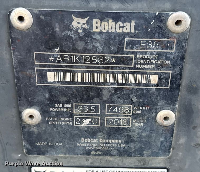 image for item DW6722 2016 Bobcat E35 mini excavator