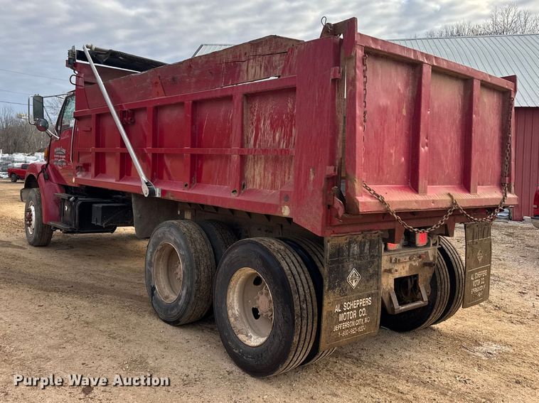 image for item DW6727 2004 Sterling L7500  dump truck
