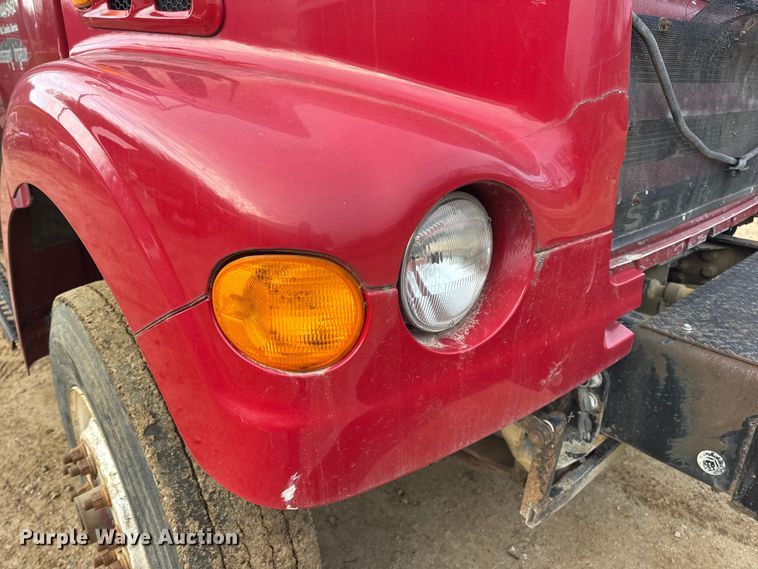 image for item DW6727 2004 Sterling L7500  dump truck