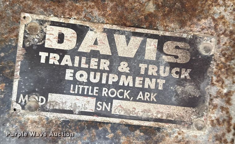 image for item DW6727 2004 Sterling L7500  dump truck