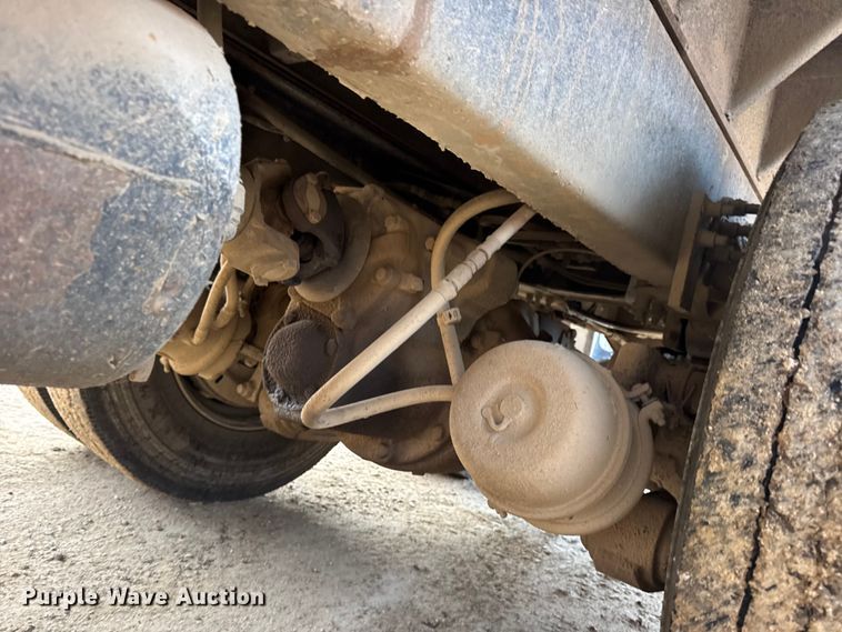 image for item DW6727 2004 Sterling L7500  dump truck