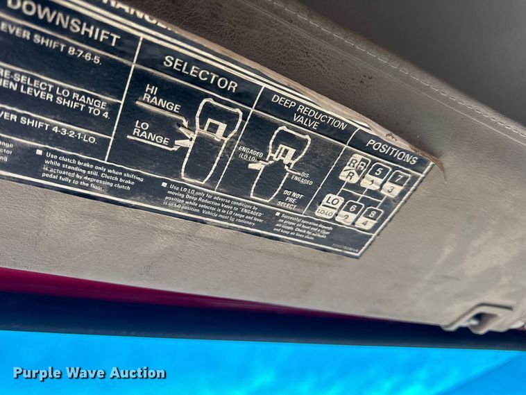 image for item DW6727 2004 Sterling L7500  dump truck