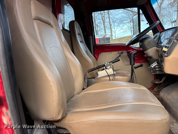 image for item DW6727 2004 Sterling L7500  dump truck