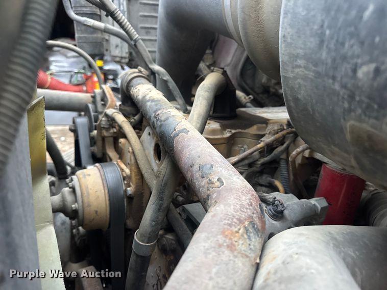 image for item DW6727 2004 Sterling L7500  dump truck