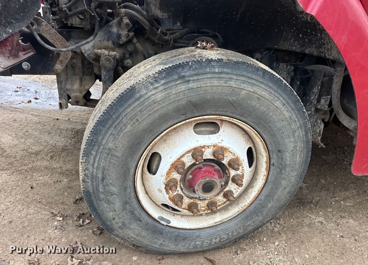 image for item DW6727 2004 Sterling L7500  dump truck