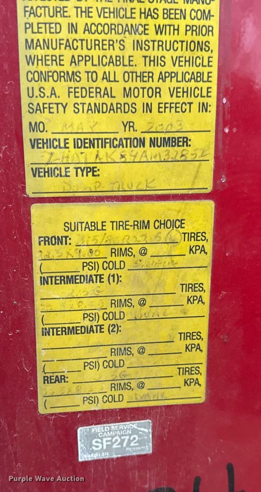 image for item DW6727 2004 Sterling L7500  dump truck