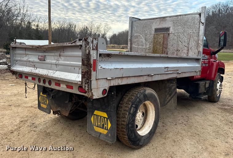 image for item DW6728 2003 Chevrolet C7500 dump truck