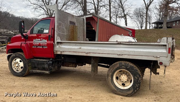 image for item DW6728 2003 Chevrolet C7500 dump truck