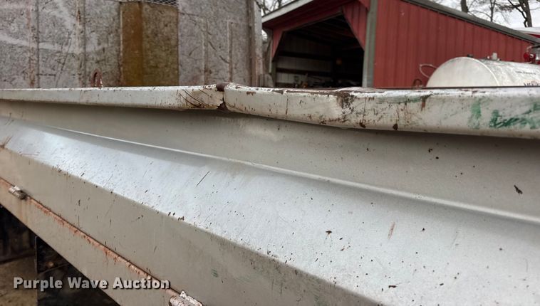 image for item DW6728 2003 Chevrolet C7500 dump truck