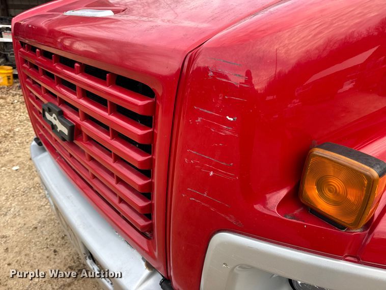 image for item DW6728 2003 Chevrolet C7500 dump truck