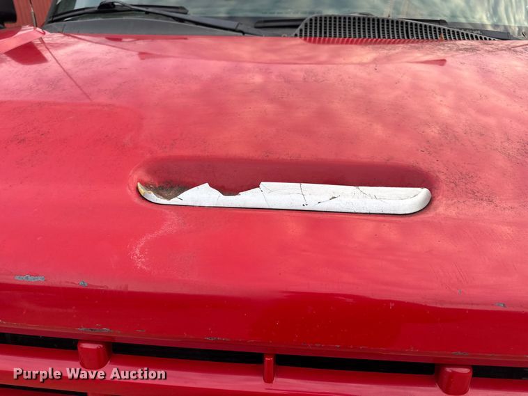 image for item DW6728 2003 Chevrolet C7500 dump truck