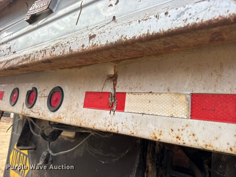 image for item DW6728 2003 Chevrolet C7500 dump truck