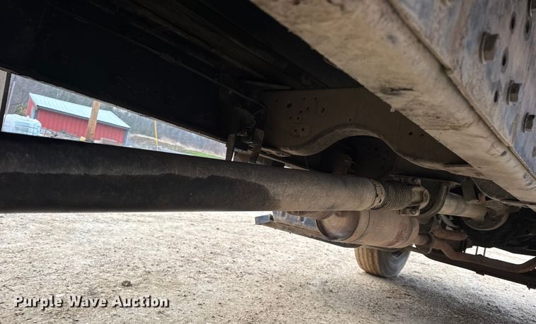 image for item DW6728 2003 Chevrolet C7500 dump truck