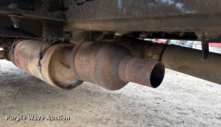 image for item DW6728 2003 Chevrolet C7500 dump truck