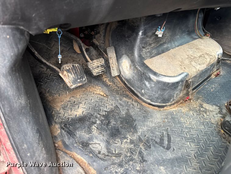 image for item DW6728 2003 Chevrolet C7500 dump truck