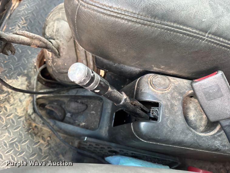 image for item DW6728 2003 Chevrolet C7500 dump truck