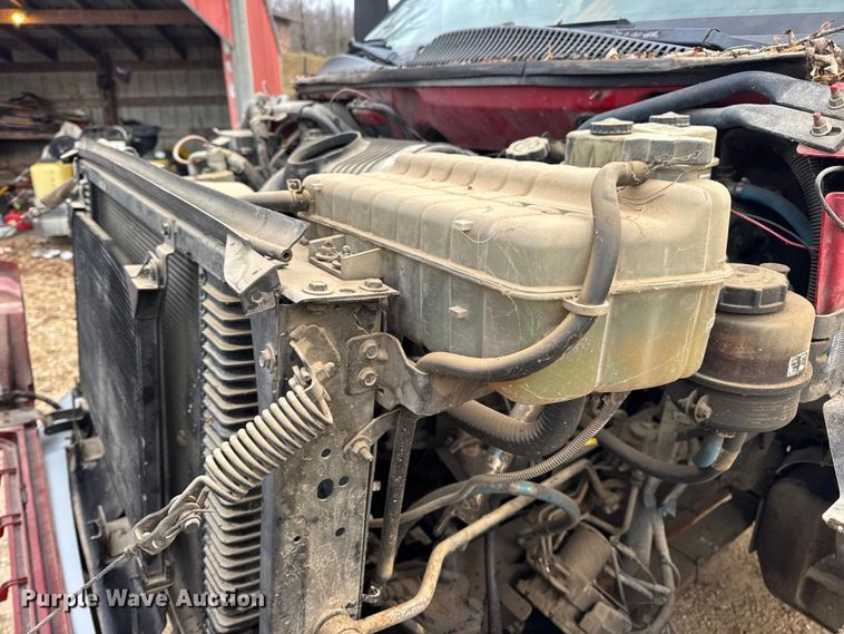 image for item DW6728 2003 Chevrolet C7500 dump truck