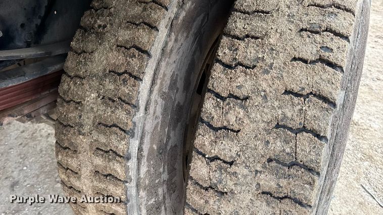 image for item DW6728 2003 Chevrolet C7500 dump truck