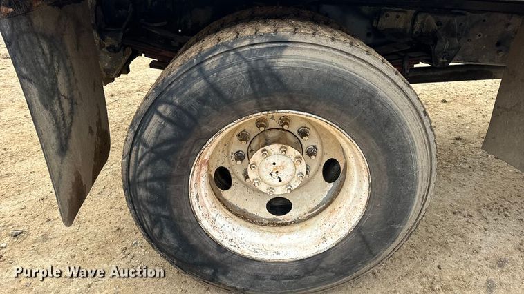 image for item DW6728 2003 Chevrolet C7500 dump truck