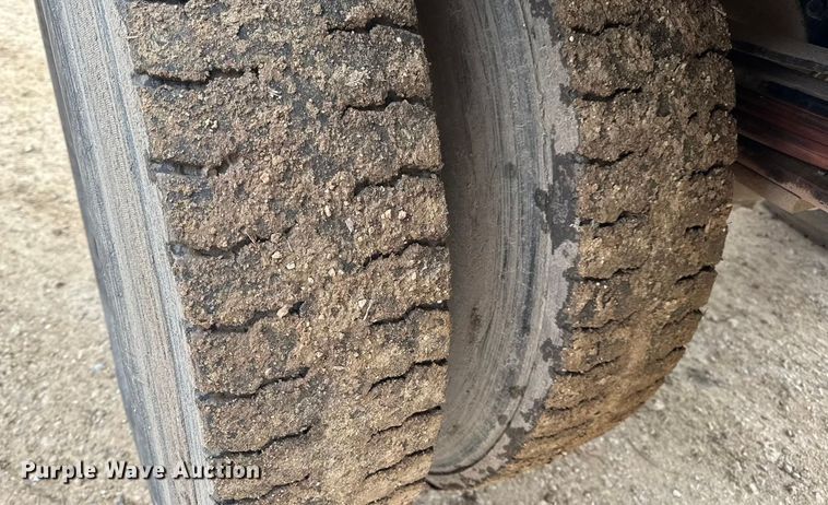 image for item DW6728 2003 Chevrolet C7500 dump truck