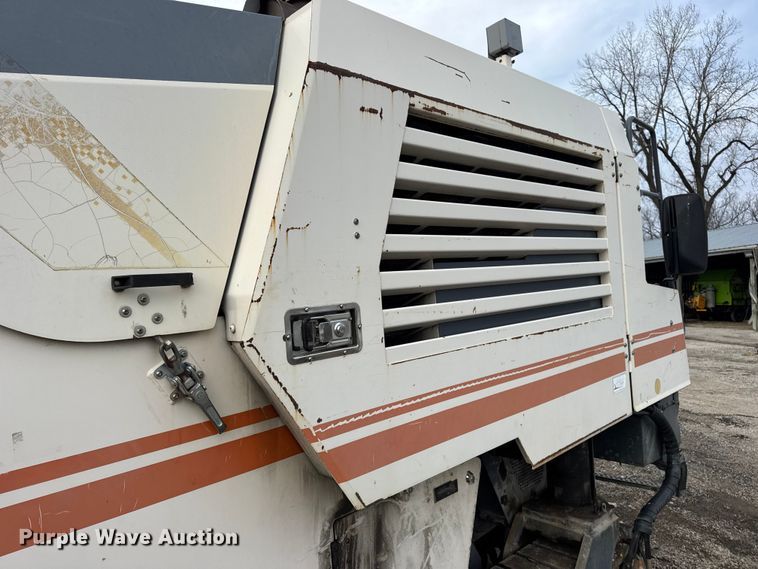 image for item DW6730 2006 Wirtgen W120F milling machine