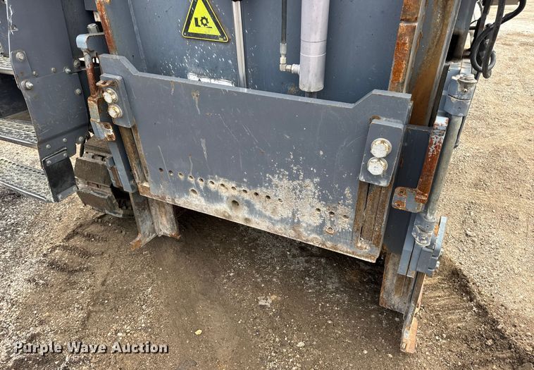 image for item DW6730 2006 Wirtgen W120F milling machine