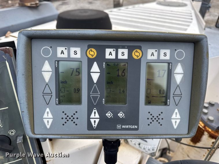 image for item DW6730 2006 Wirtgen W120F milling machine