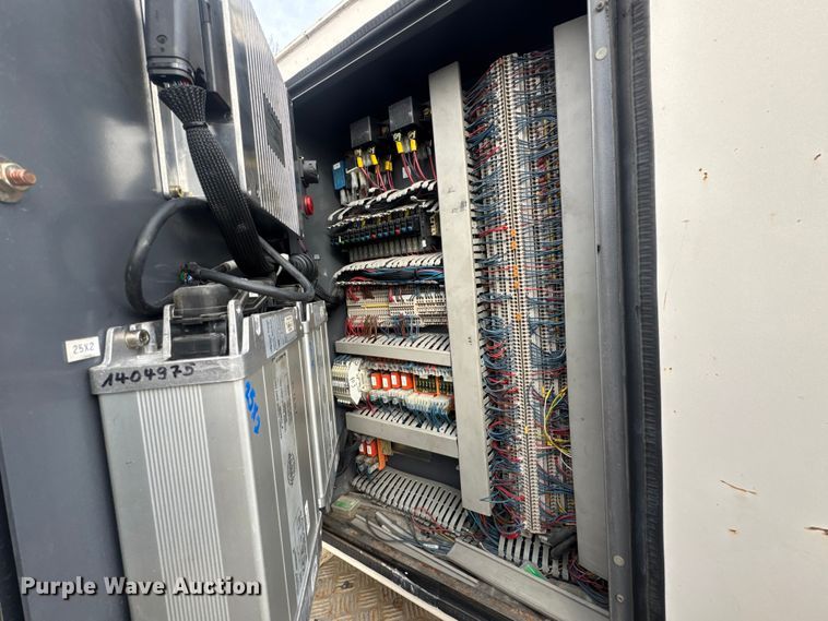 image for item DW6730 2006 Wirtgen W120F milling machine