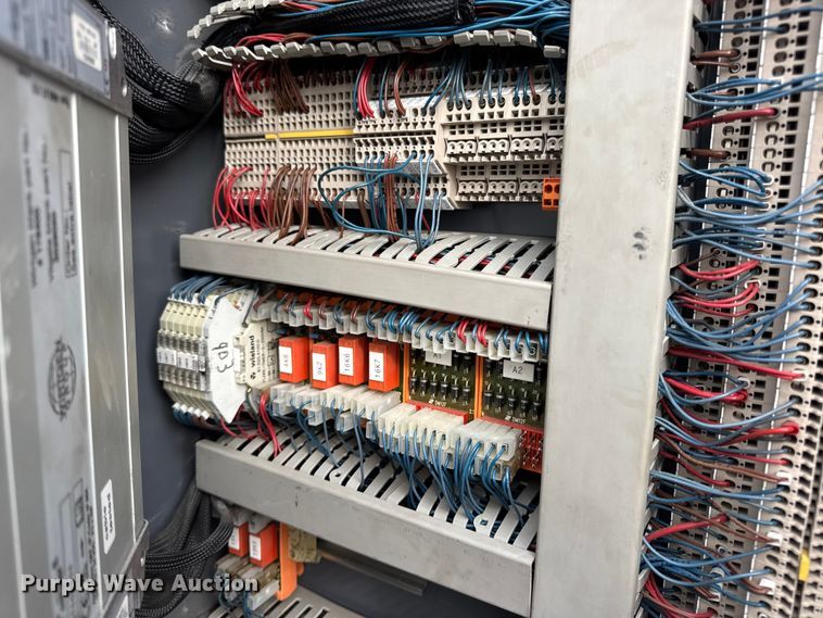 image for item DW6730 2006 Wirtgen W120F milling machine