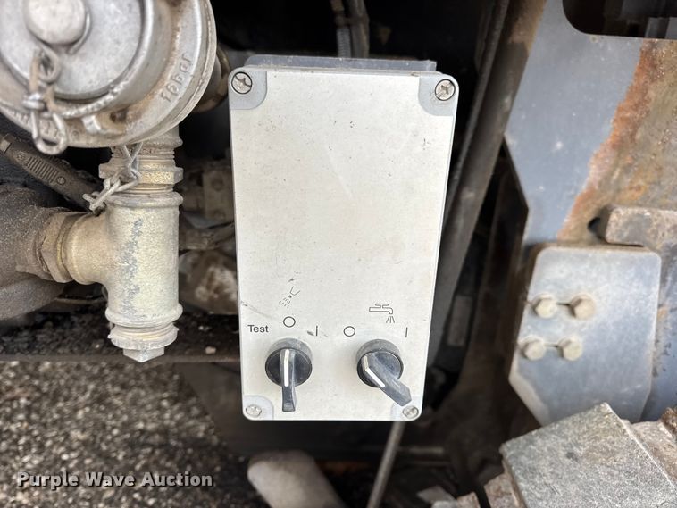 image for item DW6730 2006 Wirtgen W120F milling machine