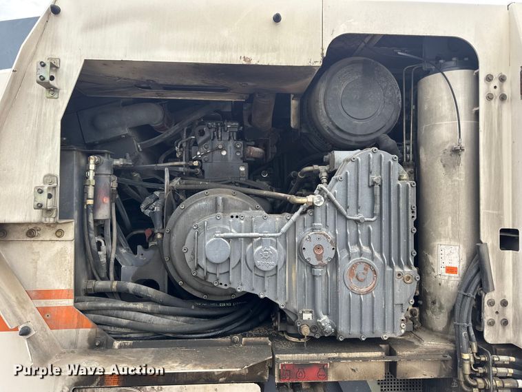 image for item DW6730 2006 Wirtgen W120F milling machine