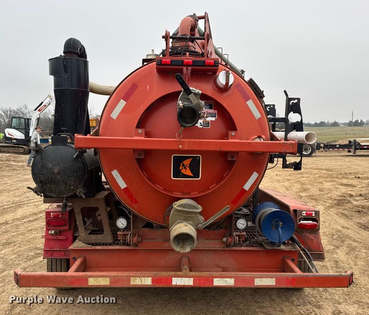 image for item DW6740 Ditch Witch vacuum excavator