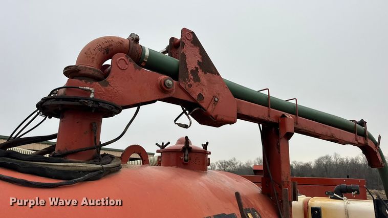 image for item DW6740 Ditch Witch vacuum excavator